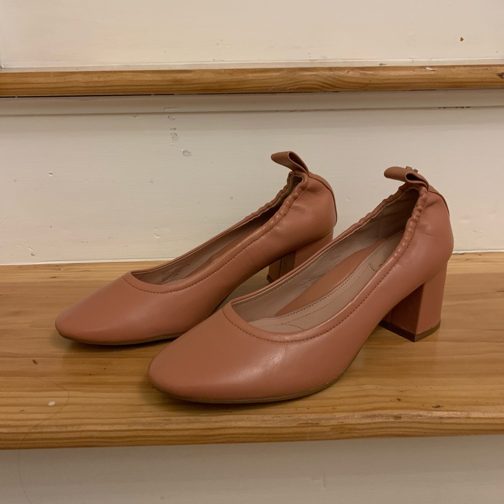 Taryn Rose Casual Heels
